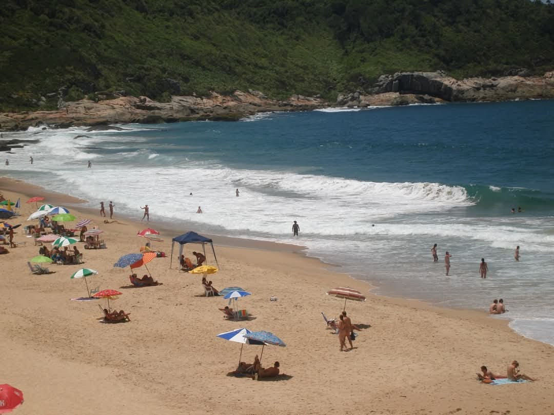 First arrest reported at Praia do Pinho after naturism ban